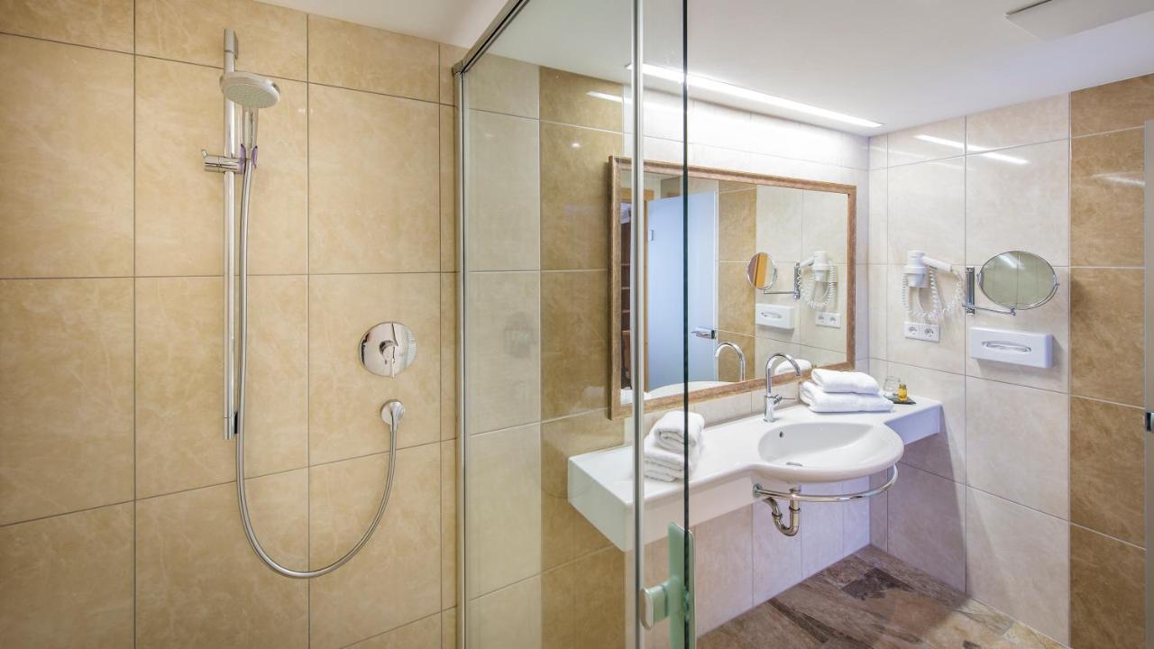 Huber Hotel Tramserhof Landeck Eksteriør bilde