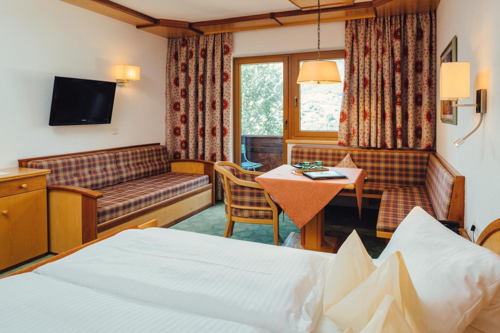 Huber Hotel Tramserhof Landeck Eksteriør bilde