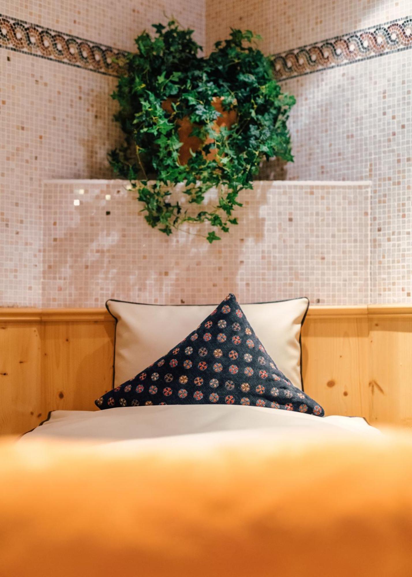 Huber Hotel Tramserhof Landeck Eksteriør bilde