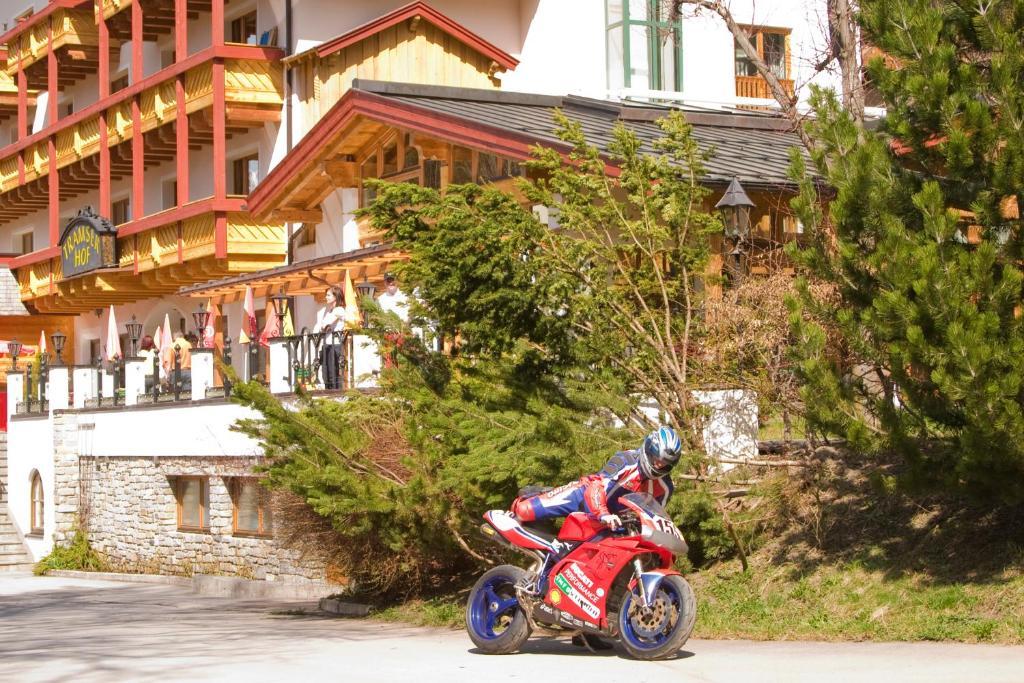 Huber Hotel Tramserhof Landeck Eksteriør bilde