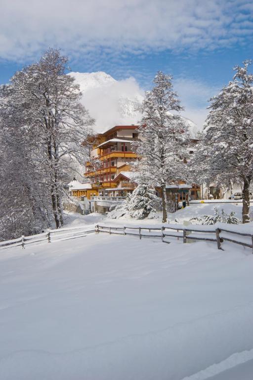 Huber Hotel Tramserhof Landeck Eksteriør bilde
